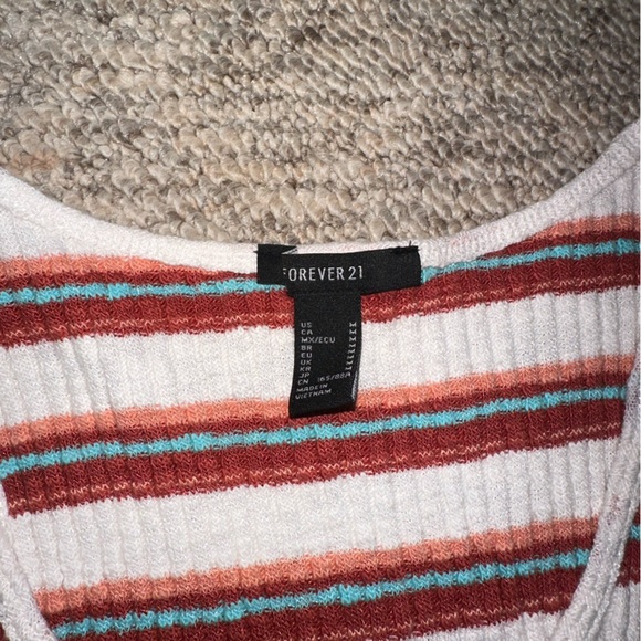 forever 21 tee - Picture 3 of 3